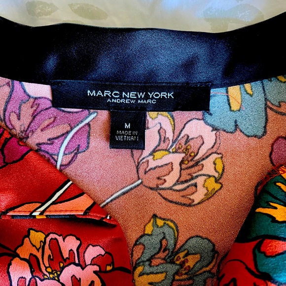 Marc New York top - Picture 1 of 2